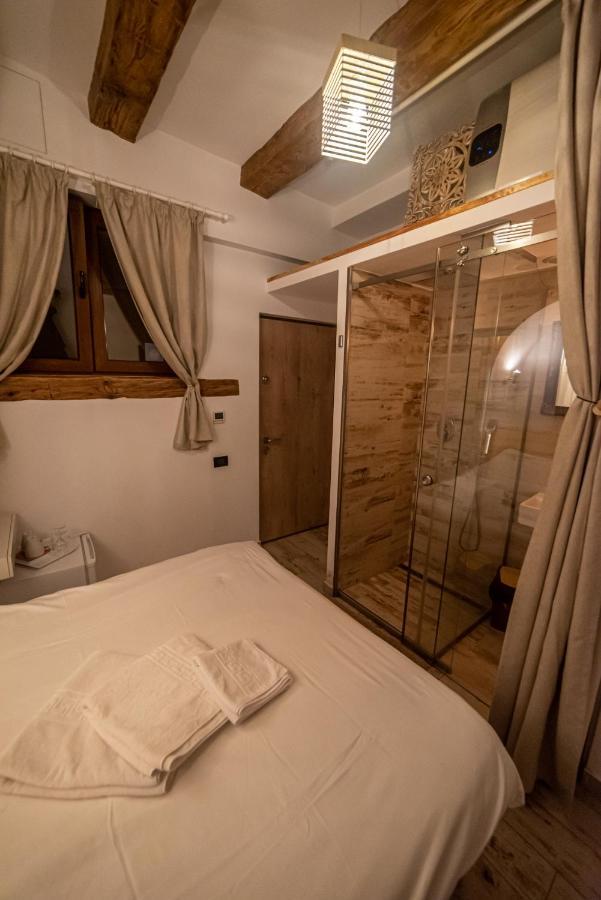 Luky13 Appartement Braşov Buitenkant foto