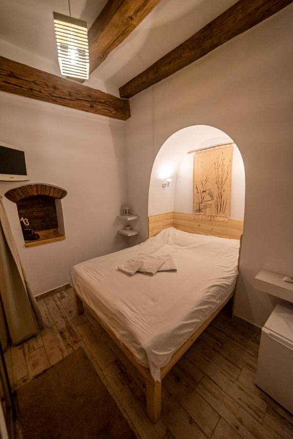 Luky13 Appartement Braşov Buitenkant foto