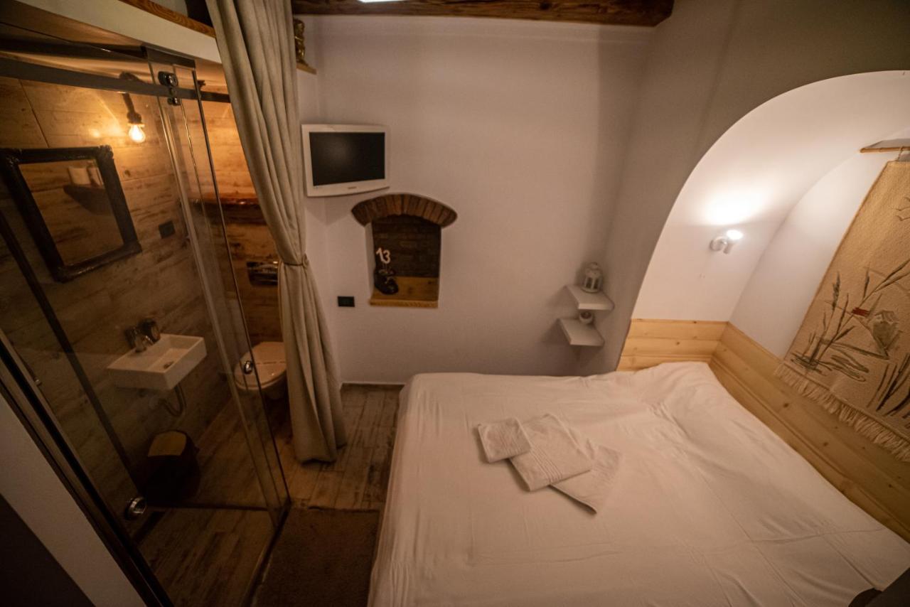 Luky13 Appartement Braşov Buitenkant foto