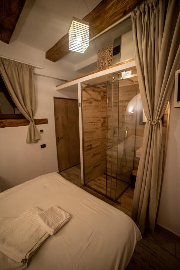 Luky13 Appartement Braşov Buitenkant foto